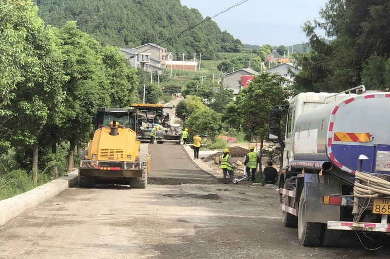 路橋集團搶晴天、戰雨天、斗夜間  全力以赴推進國道347項目建設